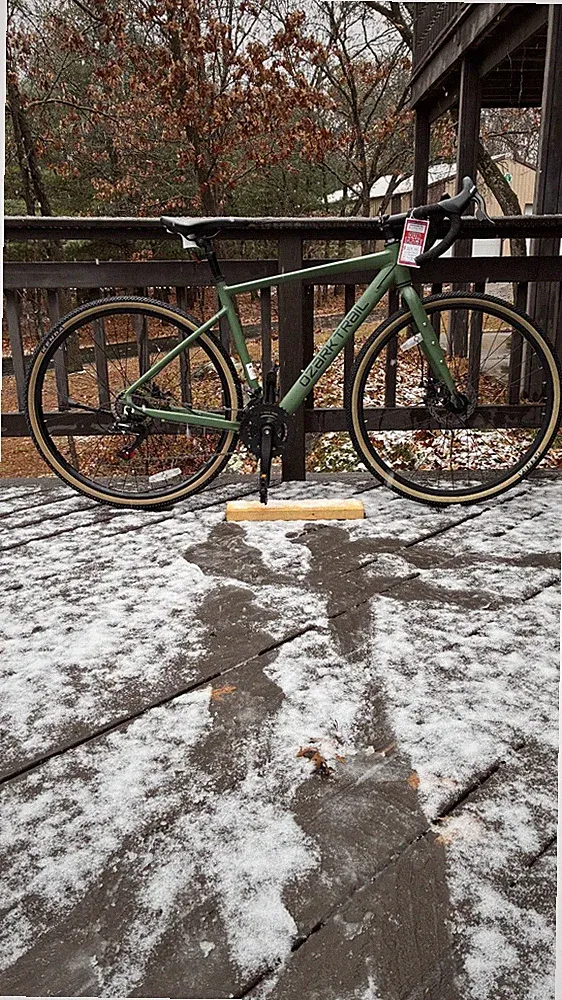 OZARK TRAIL G.1EXPLORER 20"/700C x 40 Green,Touring Bicycle LOCAL PICKUP ONLY!